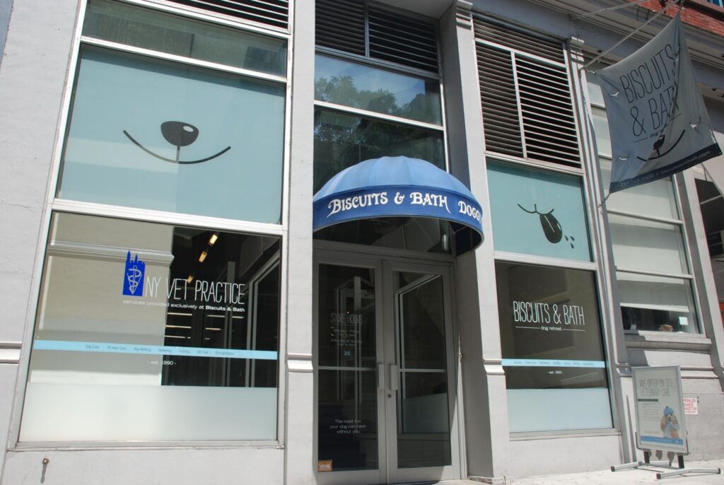 the façade of Greenwich village dog daycare biscuits & bath